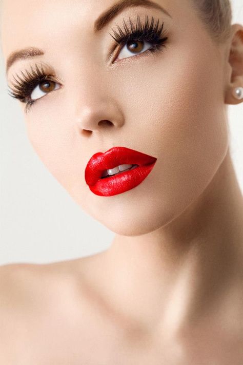 Full red lips that are natural. Awesome! Diy Kids Games, Kids Games, Plastic Surgeon, Red Lips, Beauty Nails, Diy For Kids, Games For Kids, Eyelashes, Beauty Makeup