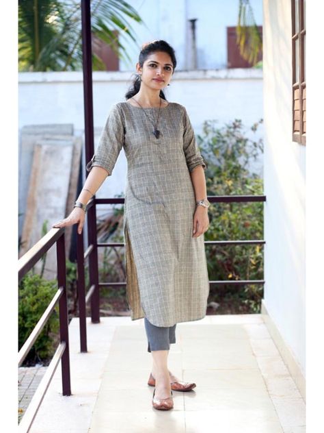 Handloom Kurti | Suee Clothing Indian Kurti Designs, Churidar Designs, Simple Kurta Designs, Designer Kurti Patterns, Gaun Fashion, Simple Kurti Designs, Salwar Designs, Kurti Designs Latest, Long Kurti Designs