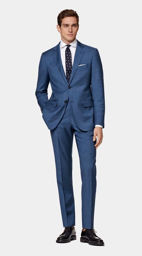 This mid blue Napoli suit is tailored to a relaxed fit and inspired by Neapolitan heritage tailoring, as seen in the padded shoulder and classic notch lapel.
Pure S110's Wool by Reda, Italy Italian Suit, Unique Fits, 3 Piece Suits, Men's Suits, Mens Casual Outfits, Workout Jacket, Sports Jacket, Mens Suits, Double Breasted