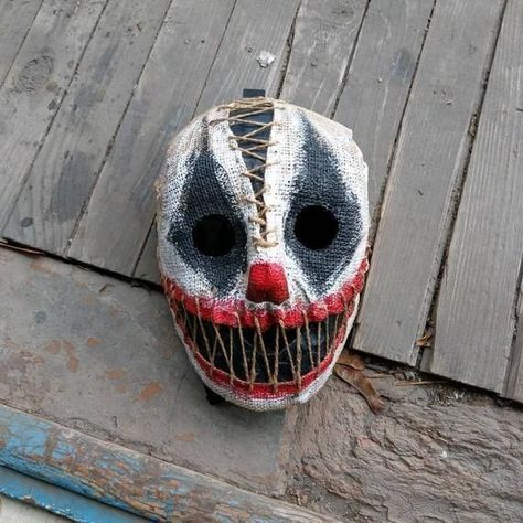 Diy Scary Halloween Costumes, Scarecrow Mask, Creepy Masks, The Mask Costume, Mascaras Halloween, Clown Mask, Horror Masks, Scary Mask, Creepy Clown