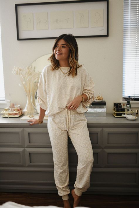 Z Supply lounge set | CURRENT FAVORITE BRAND FOR LOUNGEWEAR! | loungewear | White loungewear inspo | at home comfy outfit | Shopping Guide | Loungewear Outfit Ideas | Holiday Outfit Ideas | Cozy Outift Ideas | cozy home | Chic Talk | @chictalkch #loungewear #chicmom Chic Beige Lounging Pants, Cozy Neutral Outerwear For Loungewear, Neutral Oversized Sweater For Loungewear, Trendy Lounge Wear Outfit, Comfy Outfits For Home, Chic Loungewear Sets With Button-up, Pretty Loungewear, Home Look Outfit, Lounge Wear Spring