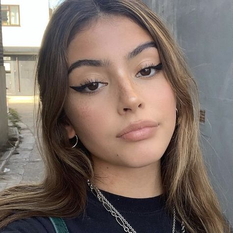 Middle Eastern Face Claim, Middle Eastern Women, Straight Nose, Character Face, Turkish Beauty, Dream Girl, World's Fair, Fat Face, Rick Riordan