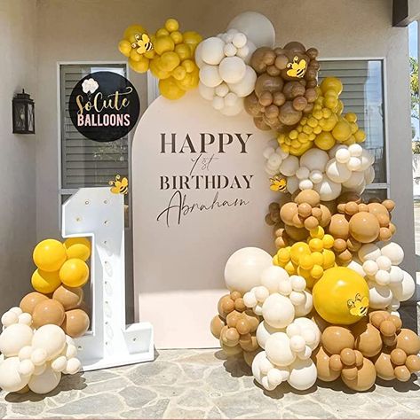 Brown Balloons, Sunflower Birthday Parties, Bee Balloon, Lemon Coffee, Sunflower Birthday, Yellow Party, Yellow Birthday, Pastel Balloons, Yellow Balloons