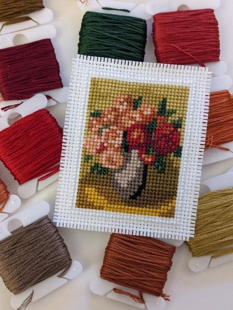 Mini Cross Stitch Patterns Miniatures, Cross Stitch Mothers Day, Cross Stitch Art Pattern, Small Cross Stitch Patterns, Cross Stitch Gifts, Fine Art Cross Stitch, Miniature Needlepoint, Tiny Cross Stitch, Auguste Renoir