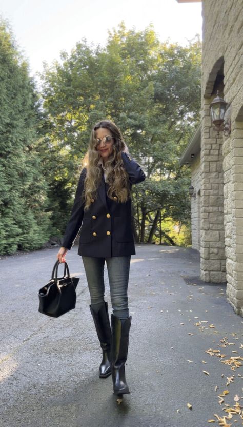 How to Wear Skinny Jeans in 2024 Tall Boots With Jeans, Jean Knee High Boots, Tall Boots Outfit, Jeans Boots Outfit, Uni Outfits, Fall Jeans, Mama Style, Fashion People, Fall Fashion Outfits