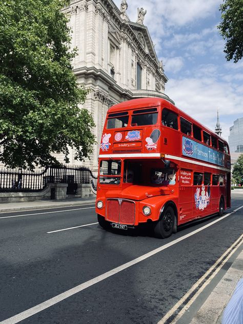 London Double Decker Bus Aesthetic, Bus Aesthetic, London Double Decker Bus, Decker Bus, Visiting England, Double Decker Bus, Aesthetic Pics, London City, Peppa Pig