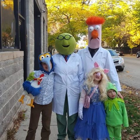 Muppet Costumes Diy, Muppet Halloween Costumes, Gonzo Costume, Muppet Halloween Costumes Diy, Muppets Halloween Costumes, Muppet Halloween, Muppets Cosplay, Muppets Costume, Muppet Costumes