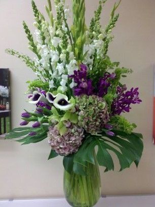 Large Purple Floral Arrangements, Snapdragon Floral Arrangements, Purple And White Floral Arrangements, Easter Flower Arrangements For Church, Purple Floral Arrangements, Easter Church Flowers, Flowers Arrangements Ideas, Purple Place, Purple Flower Arrangements