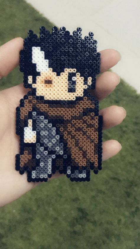 Berserk Perler Beads, Scene Pixel Art, Hama Beads Anime, Small Pixel Art, Guts Berserk, Easy Perler Bead Patterns, Pearl Beads Pattern, Personalised Gifts Diy, 8bit Art