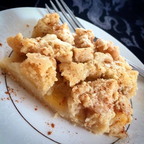 Gf Apple Cobbler, Gluten Free Apple Cobbler Recipe, Gf Cobbler, Apple Cobbler Gluten Free, Gluten Free Dairy Free Cobbler, Gluten Free Apple Desserts, Sugar Crusted Apple Cobbler King Arthur, Vegan Gluten Free Cobbler, Gf Apple Cobbler Gluten Free