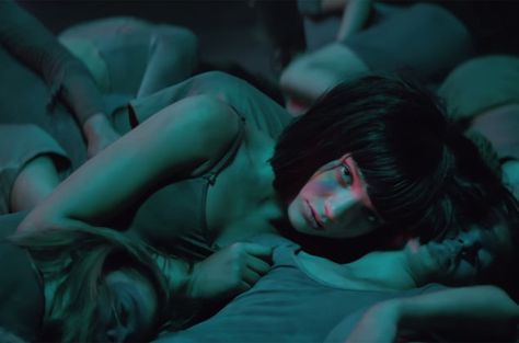 Sia's 'The Greatest' Video Features 49 Dancers in Tribute to Orlando Shooting… Sia Video, Sia The Greatest, I Am Still Alive, Maddie Z, Maddie Ziegler, Still Alive, Kendrick Lamar, Dancing In The Rain, Newest Trends