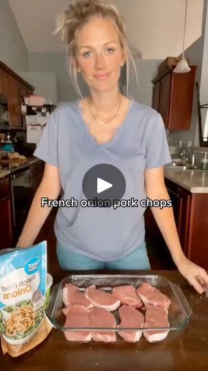 Onion Pork Chops, French Onion Pork Chops, French Onion Dip Recipe, Pork Chop Seasoning, Pork Chop Recipes Baked, Glass Pan, French Onion Dip, Fried Pork Chops, French Fried Onions