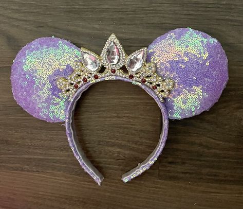 Tangled Tiara, Disneyland With Baby, Tangled Ears, Rapunzel Ears, My Kpop Dr, Disney Ears Headband, Lost Princess, Disney Items, Surprises For Her