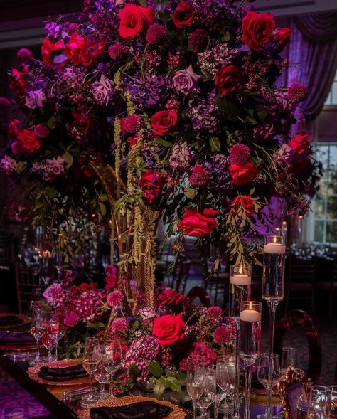 Reveled Events & Design on Instagram: “Those centerpieces 😍 . . Planned + Designed @reveledeventsdesign Floral Production @premiereventsbyreema Furniture Rentals…” Purple And Red Wedding Flowers, Purple Red Wedding Theme, Dark Modern Wedding, Bridal Table Decor, Purple And Red Wedding, Tree Wedding Decor, Red Purple Wedding, Purple Floral Decor, Moody Wedding Decor