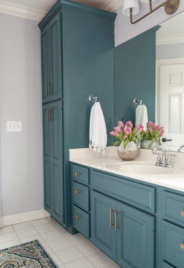 Trends are shifting once again, and right now, we are loving the popular bathroom colors we're seeing. We've noticed that these current hues, from blush to blues to greens, are fresh, saturated, and all-too-obviously nod to the outdoors. #hunkerhome #bathroom #bathroomvanity #bathroomvanityideas #vanityideas Bathroom Cabinet Makeover, Bathroom Cabinet Colors, Makeover Kamar Mandi, Beautiful Bathroom Vanity, Bathroom Improvements, Vinyl Decor, Upstairs Bathrooms, Bathroom Vanity Cabinets, Bad Design