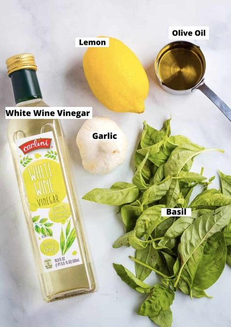 Garlic Sauce For Steak, Garlic Oil Recipe, Garlic Salad Dressing, Fresh Basil Recipes, Homemade Bruschetta, Vegan Sauce Recipes, Olive Sauce, Sliced Tomatoes, Vegan Salad Dressing