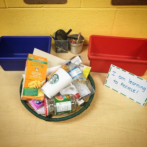 Recycling Earth Day Activity We are learning to recycle by sorting through the items and placing them into the correct bin #recycle #iteachk #earlychildhoodeducation… Provocation Ideas, Recycling Lessons, Earth Day Activity, Recycling Station, Toddler Lessons, Earth Day Projects, Dream Classroom, Lesson Plans For Toddlers, Recycling Information