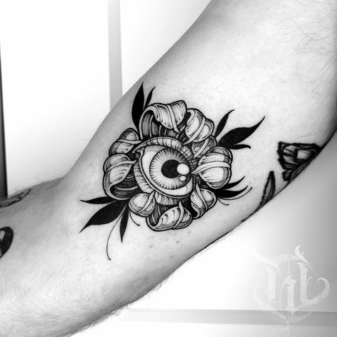 Peony Eye Tattoo, Chrysanthemum Eye Tattoo, Eye Flowers Tattoo, Flower And Eye Tattoo, Floral Eye Tattoo, Flower With Eyes Tattoo, Eye In Hand Tattoo, Eye In Flower Tattoo, Botanical Flash Tattoo