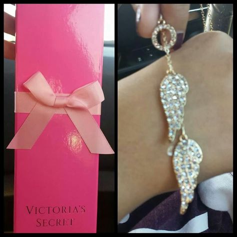 Got a free necklace from victoria's secret! ♡ Victoria Secret Angels, Lovely Things, Necklaces Bracelets, Jewelry Bracelets, Victoria's Secret, Essence, Drop Earrings, Pink, Pins