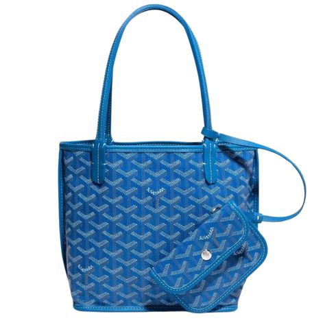 Please get in touch with our Private Shopping team for more information, photos & prices. Goyard Mini Anjou, Goyard Tote, Goyard Bag, Lego Friends, Luxury Gifts, Bags Designer Fashion, White Bag, Designer Bags, Gift Bags