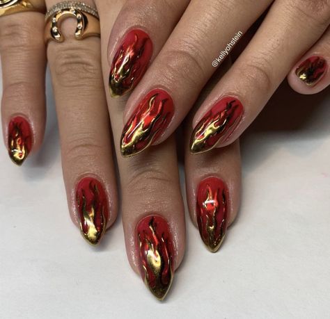 KELLY ORNSTEIN on Instagram: "Red jelly & Double chrome flames 🔥 on @just_lainie #kellyohstein #seattlenails #handpaintednails #chromenails #chromenailart #flamenails #rednails #lainiekostudio" Nails With Gold Chrome, Red Nails With Gold, Red Chrome Nails, Gold Chrome Nails, Red And Gold Nails, Nails With Gold, Chrome Nail Art, Gold Nail Designs, Red Manicure