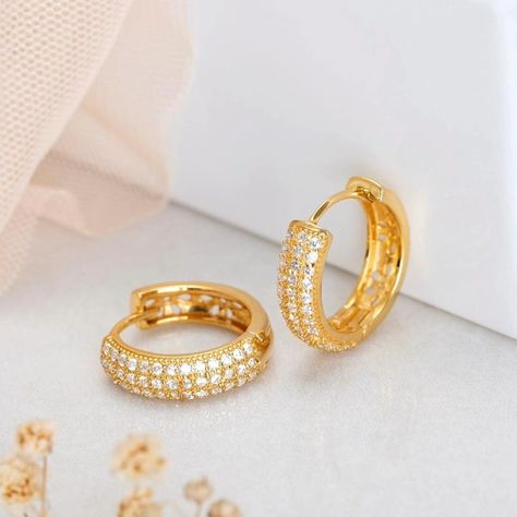 Rs 2150 only 925 sterling silver #Bali earrings Bali Design, Elite Fashion, Gold Earrings Models, Bali Earrings, Gold Jewelry Simple Necklace, Look Up Quotes, Gold Jewelry Simple, Jewelry Simple, Earrings Round