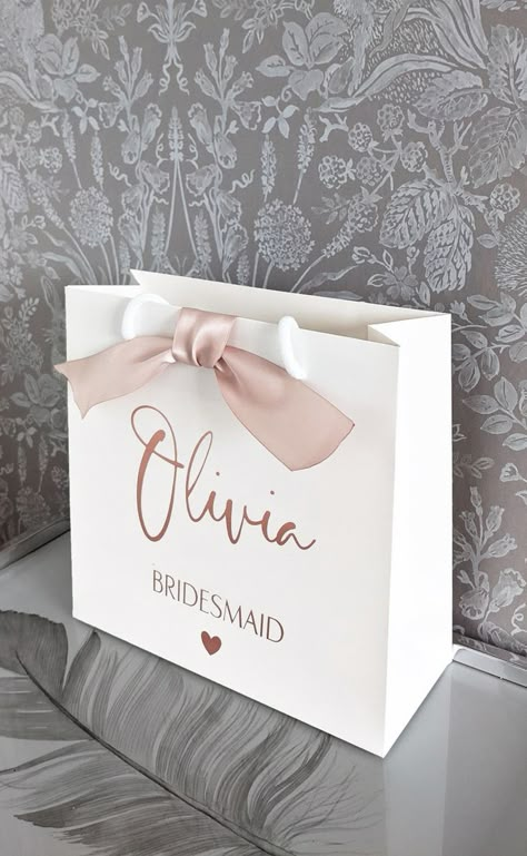 Luxury Bridesmaid Gifts, Bridal Party Gift Bag, Birthday Bags, Groomsmen Gift Bags, Valentines Gift Bags, Bridesmaid Gift Bags, Wedding Party Gifts, Birthday Bag, Birthday Gift Bags