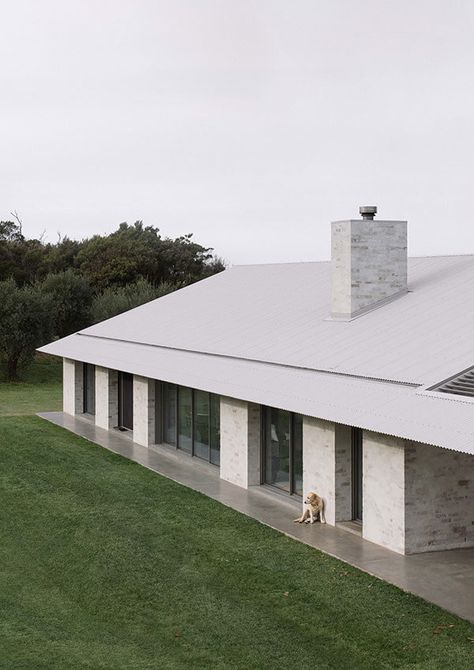 Nordic House, House Cladding, Long House, Rural House, The Local Project, Architecture Awards, Victorian Architecture, Malbec, Family House