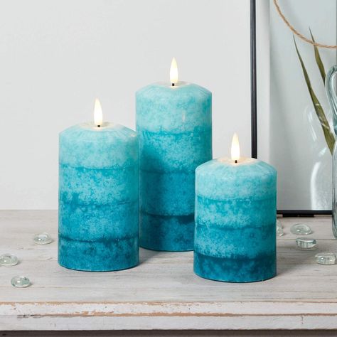 Turquoise Candles, Rustic Beach Wedding, Flameless Candle Set, Candle Crafts Diy, Coloured Candles, Creative Candles, Painted Candles, Candle Craft, Led Fairy Lights