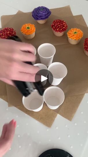 2M views · 49K reactions | Let’s put together this seven cupcake bouquet - arranging the cups, inserting them, wrapping it up and the finished result! Gorgeous ?? #cupcakebouquet #cupcake #bouquet #cakehowto #debbiebakes #cakestuff #caketok #watchme #learncake #buttercreamflowersvideo #orangeflower #purpleflowers #?? #flowers | Debbiescakesbakes Cupcakes Bouquet, Cupcake Flower Bouquet Tutorial, Christmas Cupcake Bouquet, Cupcakes Bouquet Ideas, Cupcake Bouquets, Flower Bouquet Cupcakes, Bouquet Cupcakes, Muffin Flower Bouquet, Cupcake Bouquet Diy