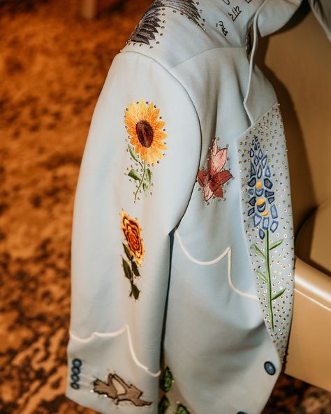 Crafting memories one stitch at a time. Our detailed embroidery transforms your wedding suit into a masterpiece, ensuring you stand out on your big day. 🌹🧵 #bespoke #countrywestern #fashion #clothing #weddingday #addictedbespoke #addictedbespoken #wedding #couple ( Country western, bespoke, clothing, couple , custom made , wedding , customised, personalised) Embroidered Wedding Suit, Mens Wedding Suit, Carnival Ideas, Bespoke Clothing, Trends 2025, Detailed Embroidery, Embroidered Wedding, Wedding Suits Men, Wedding Suit