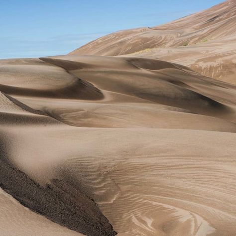 4 Places to Photograph in Great Sand Dunes National Park & Preserve - My Colorado National Park Colorado National Parks, Great Sand Dunes National Park, Great Sand Dunes, Sand Dunes National Park, National Parks Photography, Night Sky Photography, National Park Photos, Photographs Of People, Photography Courses