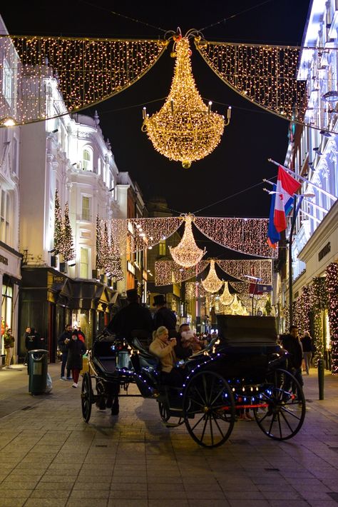 Christmas lights Grafton Street Dublin Christmas, Christmas In Dublin Ireland, Winter In Ireland, Irish Aesthetic, Scotland Winter, Grafton Street Dublin, Christmas Romance Books, Christmas In Ireland, Ireland Aesthetic