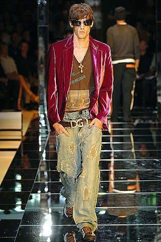 Men On Runway, 2006 Mens Fashion, Men’s Runway, Runway Fashion Men, Mens Dolce And Gabbana, 2000s Mens Fashion, Dolce And Gabbana Men, Vintage Dolce And Gabbana, Mens Runway Fashion