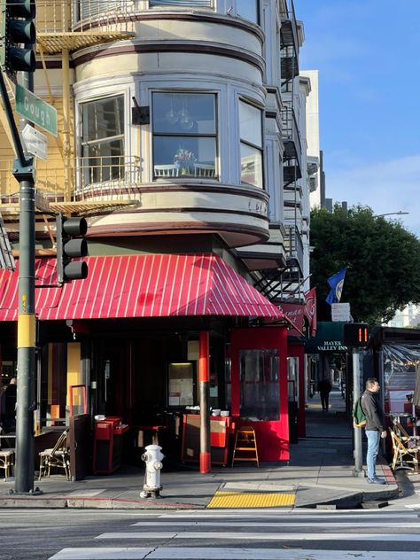 San Francisco Studio Apartment, San Fran Apartment, Sf Apartment Aesthetic, San Francisco Apartment Exterior, San Francisco Apartment Aesthetic, Sf Aesthetic, Sf Apartment, San Francisco Apartment, Apartment Exterior