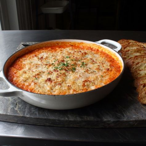 Baked Chicken Parmesan Dip Chicken Parmesan Dip, Parmesan Dip, Baked Chicken Parmesan, Super Bowl Party, Chicken Parmesan, Original Recipe, Baked Chicken, Ground Beef, Parmesan