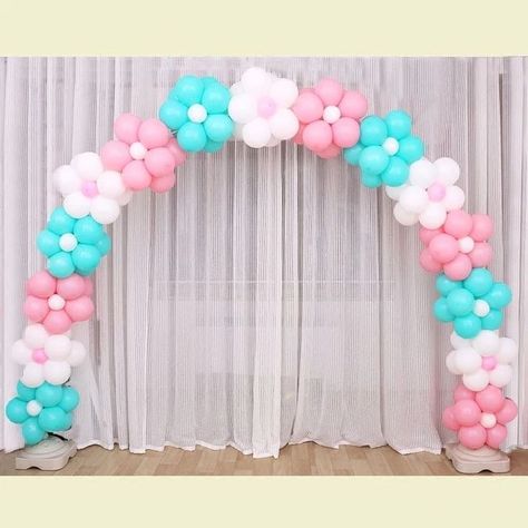 latest birthday balloon decorations at home ideas Birthday Balloon Decorations At Home, Balloon Decorations At Home, Outdoor Wedding Reception Decor, Bling Birthday Party, Simple Balloon Decoration, Luxury Outdoor Wedding, Party Balloons Diy, Birthday Decorations At Home, Deco Ballon