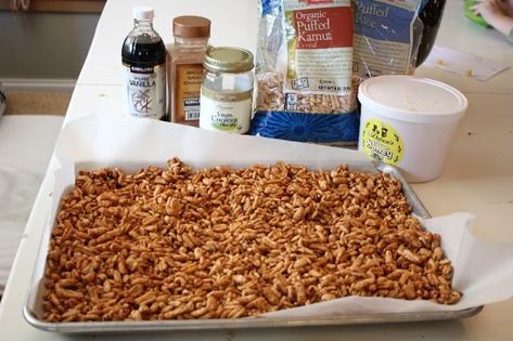 Full House: {puffed kamut ceral} Ancient Grains Recipes, Dr Sebi Alkaline Food, Reflux Recipes, Homemade Cereal, Clean Snacks, Oat Smoothie, Healthier Desserts, Cold Cereal, Puff Recipe