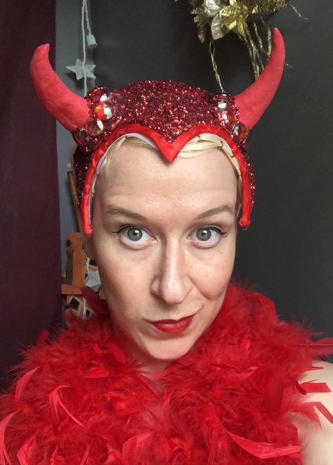 Horn Headpiece Diy, Pinup Devil Costume, Vegas Showgirl Headpiece, Burlesque Headpiece, Horned Headpiece, Burlesque Headdress, Showgirl Headdress, Devil Costume, Burlesque Costumes