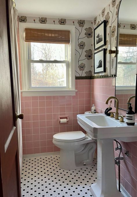 Retro Pink Tiled Bathroom, Tiny Pink Bathroom, Pink And Black Tile Bathroom, Pink Tile Bathroom Makeover, Vintage Pink Tile Bathroom, 50s Bathroom, Pink Tile Bathroom, Pink Bathroom Tiles, Black Tile Bathrooms