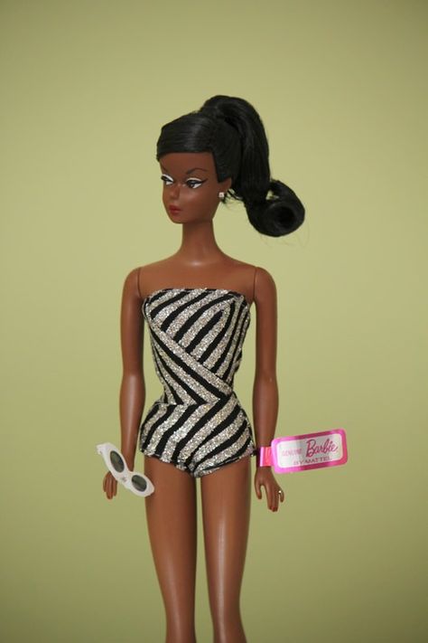 2019 Convention Doll - Anniversary series - 60th Sparkles Barbie Doll, AA #GFT19 Platinum label Barbie Signature National US doll Convention, Kansas City MO Exclusive 1950s Barbie Doll, Black Vintage Barbie, Black Barbie Art, Black Barbie Aesthetic, Delaney Core, Black Barbie Doll, Room Frames, Singer Aesthetic, Dolls Aesthetic