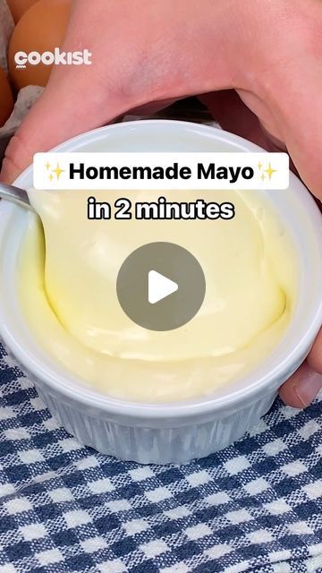 Cookist Wow on Instagram: "✨ HOMEMADE MAYO ✨
You only need a hand blender and a few ingredients to make a creamy mayonnaise in 2 minutes! 😍 Save this recipe:

👉INGREDIENTS
1 egg
210ml vegetable oil
salt
white vinegar
lemon juice

👉METHOD
1. Blend all the ingredients for 2 minutes! 
2. Store in a sealed container in the refrigerator for up to 4/6 days! 

Will you try it? 👇

#cookistwow #cookistrecipes #recipes #easyrecipes #fun #quick #delicious #appetizer #homemade" Egg Mayonnaise Recipe, How To Make Mayo, Mayonnaise Sauce, Homemade Mayonnaise Recipe, Egg Mayonnaise, Homemade Mayo, Mayonnaise Recipe, Homemade Mayonnaise, Hand Blender