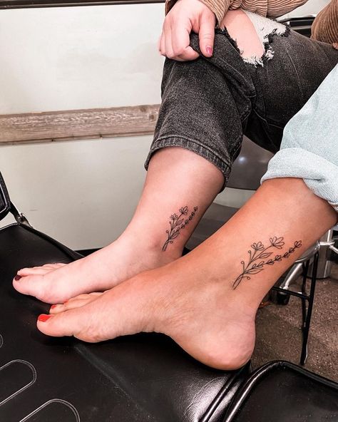 Minimalist Flower Ankle Tattoo, Flower Tattoo Inside Ankle, Side Of Ankle Tattoos For Women, Inner Ankle Flower Tattoo, Friend Ankle Tattoos, Inside Of Ankle Tattoo, Flowers On Ankle Tattoo, Flower On Ankle Tattoo, Ankle Tattoo Small Meaningful