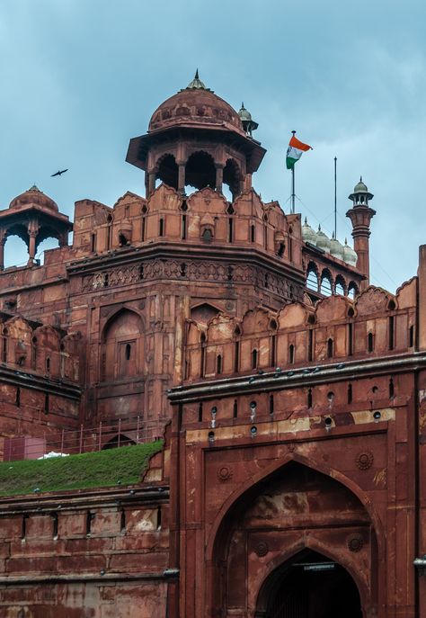 Red Fort Delhi Photography, Indian Places, Historical India, India Travel Places, Amazing India, Red Fort, Visit India, India Tour, Indian Architecture