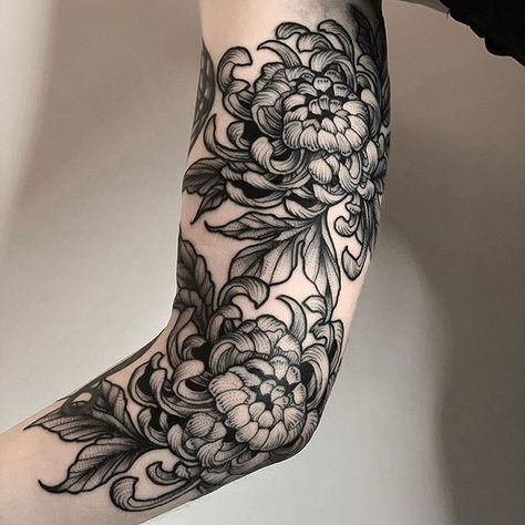 Japanese Chrysanthemum Tattoo Sleeve, Floral Black Work Tattoo, Black Work Flower Tattoo, November Flower Tattoo Chrysanthemums, Flower Tattoo Chrysanthemums, Tattoo Chrysanthemums, Chrysanthemum Tattoo Design, November Flower Tattoo, Chrysanthemum Flower Tattoo