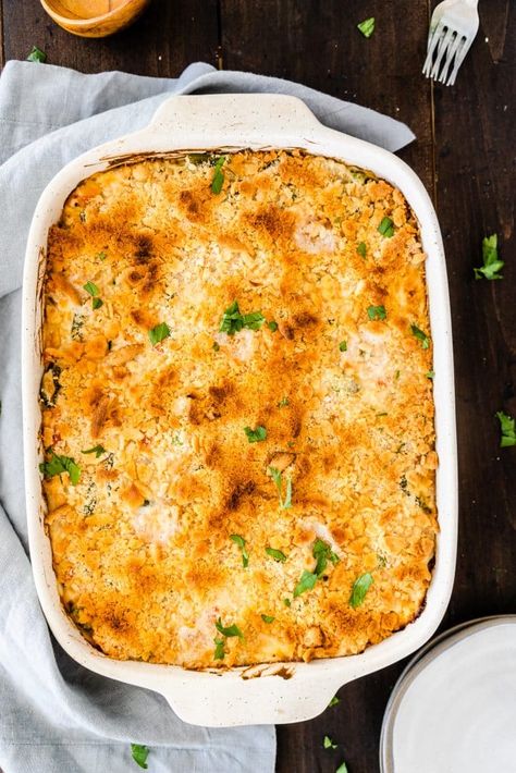 Grandma’s Easy Chicken Casserole - Happy Homeschool Nest Grandma’s Chicken Casserole, Grandmas Country Casserole, Grandmas Chicken And Rice Bake, Kid Dinner, Chicken And Vegetable Casserole, Easy Chicken Casserole, Southern Chicken, Vegetable Casserole Recipes, Chicken Casserole Easy