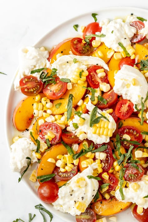 Peach, Tomato & Corn Salad with Burrata - Serve Sunshine Salad With Burrata, Corn Tomato Salad, Summer Corn Salad, Boat Food, Summer Eating, Corn Salad, Corn Salads, Summer Dinner, Healthy Summer