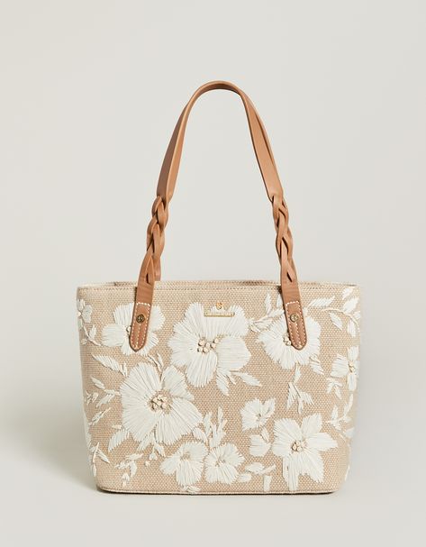 From work to weekend and everything in between, our midsize Rory Tote is ready to go. Very versatile, this day tote features a zipper top closure and a dash of organization inside with one zip and two slip pockets. Spartina 449 Handbags, Spring Canvas Bag With Zipper Closure, Spartina 449, Piece By Piece, Work Tote, Handbag Heaven, Fancy Bags, Pretty Bags, Tote Bag Purse