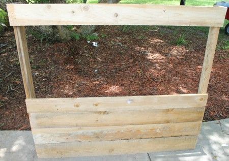 Pallet Lemonade Stand, Homemade Puppets, Storybook Gardens, Theatre Diy, Diy Wood Pallet, Puppet Theaters, Kids Backyard Playground, Puppet Theatre, Spring Kids