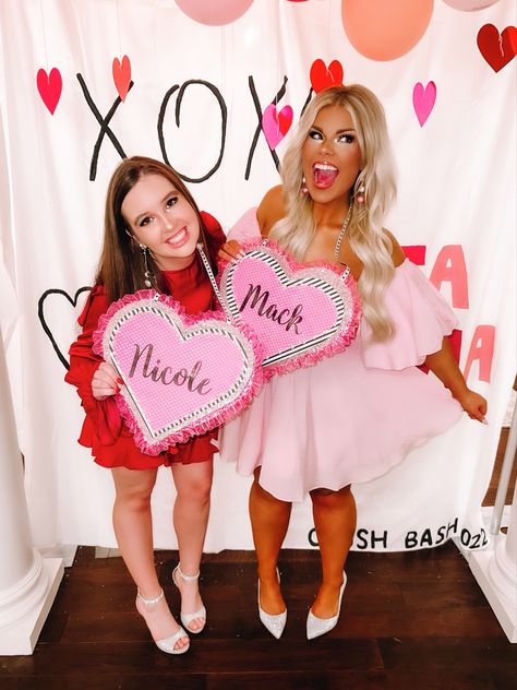 Valentines Date Party Sorority Outfits, Crush Party Sorority, Valentines Date Party Sorority, Valentines Theme Party, Sorority Dresses, Sorority Party, Kappa Delta Chi, Sorority Formal, Sorority Themes